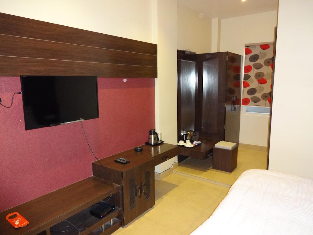 Hardik Resort Órcsha Szoba fotó