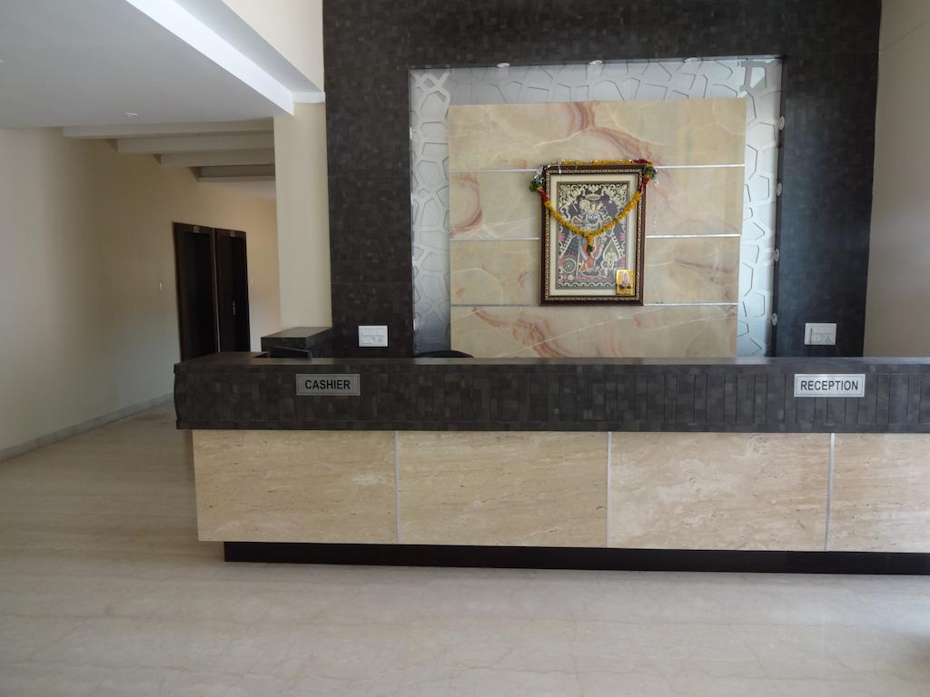 Hardik Resort Órcsha Kültér fotó